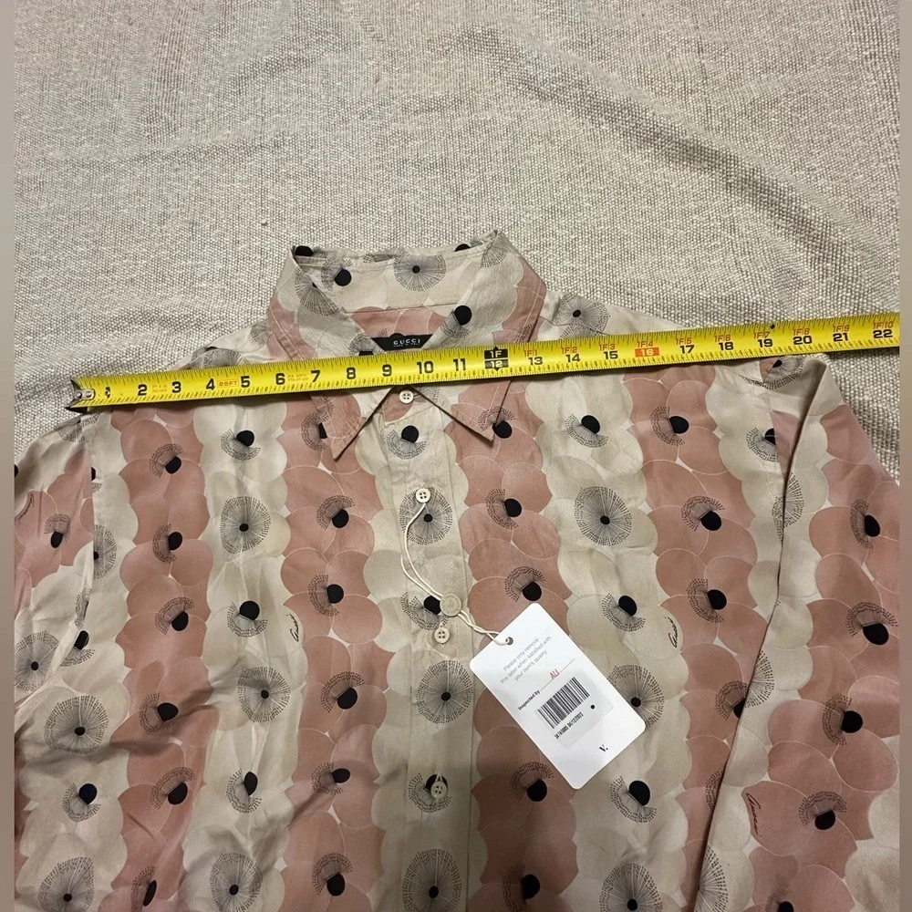 😎BIG SALE GUCCI Men’s Vintage Silk Button Down Shirt  Excellent Condition